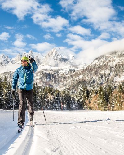 Über 700 km Loipen stehen in den Kitzbüheler Alpen für Langläufer zur Verfügung. Ob Anfänger oder Profi, ob klassisch oder Skating hier findet jeder seine Loipe.