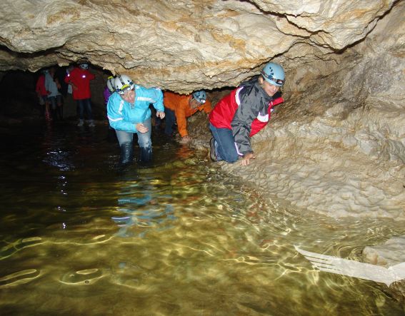 Geführte Höhlentour - Durch Höhlen zu verborgenen Wassern